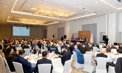 Cumhurbaşkanı Erhürman Bab-ı Âli Toplantıları’nın 35’inci dönemine onur konuşmacısı olarak katıldı