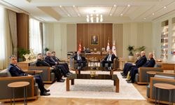 Cumhurbaşkanı Erhürman, K.T. Emekli Subaylar Derneği heyetini kabul etti