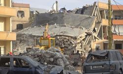 İsrail ordusu, Lübnan'ın güney ve doğusundaki beldelerine hava saldırıları düzenledi