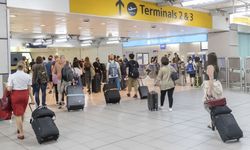 AB, binden fazla vatandaşını Orta Doğu'dan tahliye etti