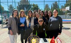 Kariyer günlerinde polis öğrencilerle buluştu