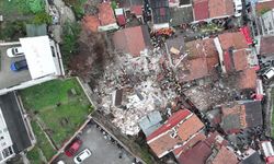 Fatih'te doğal gaz patlaması sonucu 2 bina çöktü