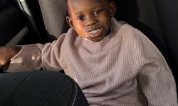 Polis, Gönyeli’de yalnız bulunan 4 yaşlarındaki bir kız çocuğunun ailesini arıyor