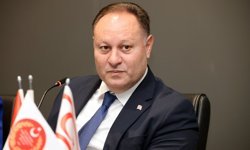 Öztürkler: “Fransa sömürgeci geçmişiyle Kıbrıs Türk halkını yok sayamaz”