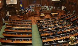 Kosova'da Meclis yeni cumhurbaşkanını seçemediği için yeniden erken genel seçime gidiliyor