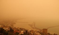 Afrika'dan gelen çöl toz Alanya'da da etkili oldu