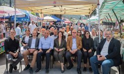 İncirli, Yeşilırmak Çilek ve Kıbrıs İpek Koza Festivali'ni ziyaret etti