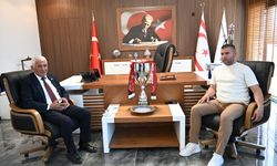 Güzelyurt Belediye Başkanı Özçınar, Baf Ülkü Yurdu yönetimini kabul etti