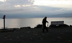 Yalnızlık Alzheimer riskini artırıyor