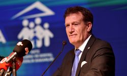 ''Siber zorbalık büyük tehlikeler içeriyor''