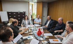 İncirli: “Sektörlerin önünü açacak politikaları hayata geçireceğiz”