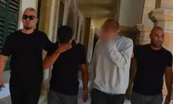 Uyuşturuculu A4 kağıdı aldıklarını itiraf ettiler