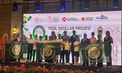 Muharrem Döveç Ortaokulu’na İlk Eğitim Yılında Yeşil Bayrak Ödülü