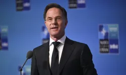 Rutte, Trump'ın İttifak'ın savunma harcamalarını artırmasındaki rolünü övdü