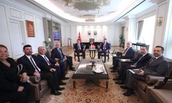 Oğuz, Çevre ve Şehircilik Bakanı Kurum'la görüştü