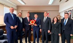 Oğuz, Akdeniz Belediyeler Birliği heyeti ile görüştü