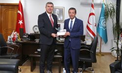 Ertuğruloğlu, Akdeniz Belediyeler Birliği heyetini kabul etti