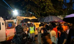 Hindistan'da çöken tünelde 10 kişi hayatını kaybetti