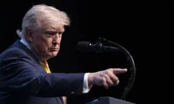 ABD Başkanı Trump, gelecek başkanlık seçimlerinde "bir kez daha aday olacağını" açıkladı