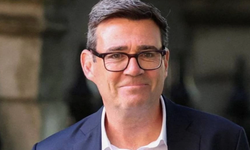 İngiltere’de Yeni Dönem: Başbakan Andy Burnham