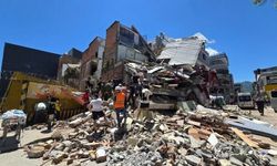 Kolombiya'da 7,4 büyüklüğündeki depremde ölenlerin sayısı 281'e çıktı