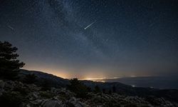 Bu gece gökyüzünde şölen var