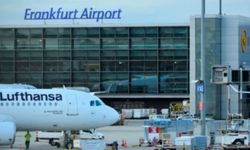 Frankfurt Havalimanı’nda 2 çalışan sıtma nedeniyle hayatını kaybetti