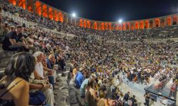 Töre Uluslararası Aspendos Opera ve Bale Festivali’nde sahne aldı