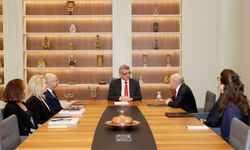 Erhürman, ABD Büyükelçisi Breslow’la görüştü