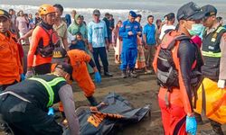 Endonezya'da 13 Eylül'de alabora olan feribottaki 52 kişinin cesedine ulaşıldı