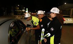 Bir günde 264 sürücü rapor edildi, 3 kişi tutuklandı