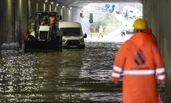 İstanbul'u vuran sağanakta iki kişi hayatını kaybetti