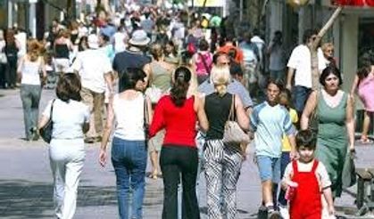 Güney Kıbrıs'ın nüfusu 979 bin 865