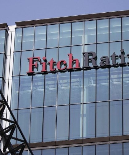 Fitch, Türkiye'nin kredi görünümünü durağana çevirdi