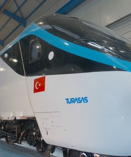 Türkiye'nin en hızlı milli elektrikli hızlı tren seti bu yıl raylara inecek