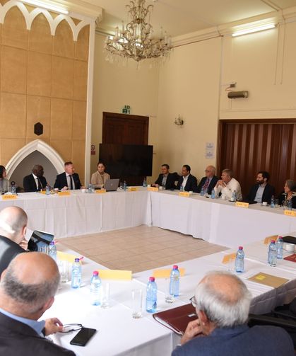 Kıbrıslı Türk ve Kıbrıslı Rum siyasi partiler ara bölgede bir araya geldi