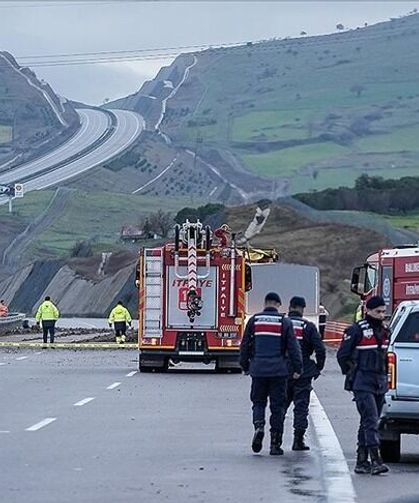 Balıkesir'de F-16 uçağının kaza kırıma uğraması sonucu pilot şehit oldu