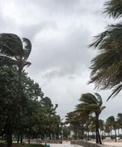 Hava sıcaklığı 13–16 derece dolaylarında seyredecek; yarın yer yer sağanak bekleniyor