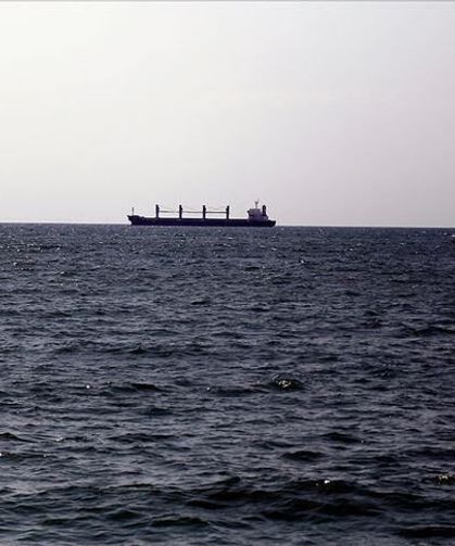 Umman: Marshall Adaları bandıralı petrol tankeri saldırıya uğradı