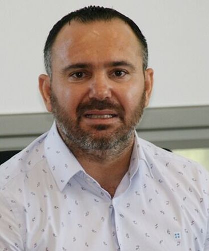 Bengihan: “Ercan Havalimanı’nda itfaiye araçları yetersiz ve eski”