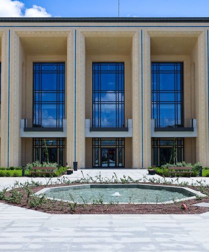 Cumhuriyet Meclisi pazartesi gününe ertelendi