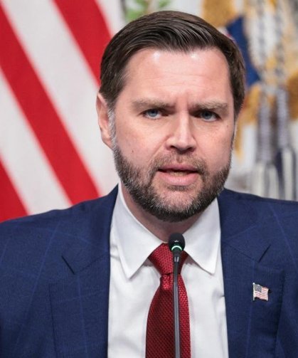 Vance, İran ile Pakistan'daki görüşmelerde çok ilerleme kaydedildiğini söyledi