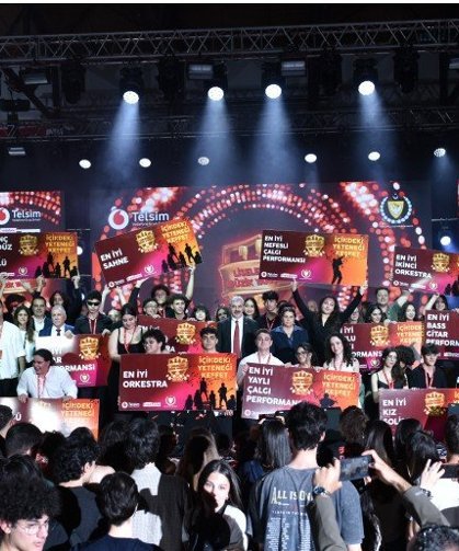 Telsim Freezone 12. Liselerarası Müzik Yarışması’nın büyük ödülü Levent Koleji’nin oldu