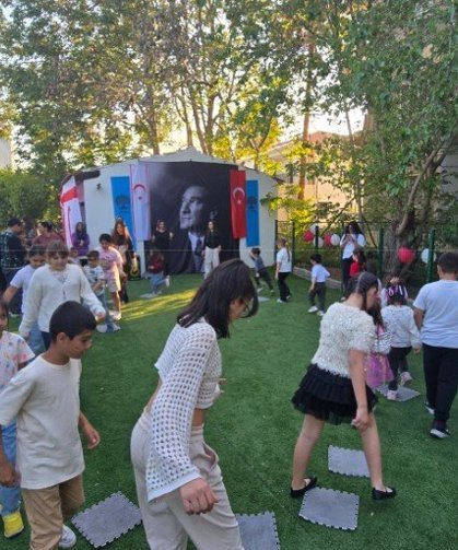 23 Nisan Ulusal Egemenlik ve Çocuk Bayramı TAM Parti bahçesinde kutlandı