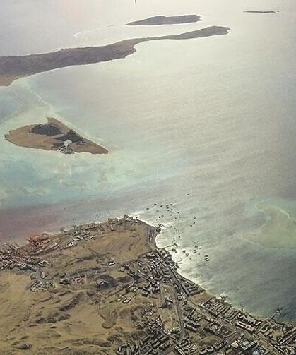 ABD ordusu, Hürmüz Boğazı'nda devriye nöbetine devam ettiğini bildirdi