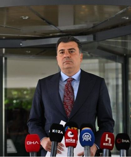 CHP Grup Başkanı Özel, partisinin bazı milletvekilleriyle bir araya geldi