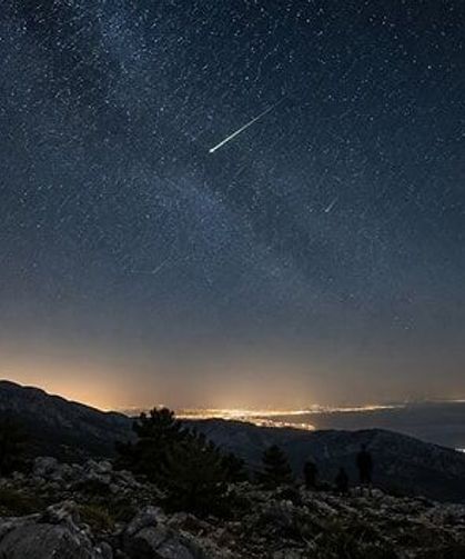 Bu gece gökyüzünde şölen var