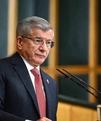 Ahmet Davutoğlu hakkında "Cumhurbaşkanına hakaret" suçundan soruşturma başlatıldı
