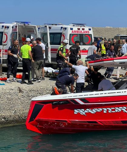 Girne açıklarında alabora olan gemiden kurtulan 3 genç yaşadıklarını anlattı