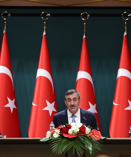 Cevdet Yılmaz: “Yıl sonu enflasyon tahminimiz yüzde 28,4'e yükseldi”